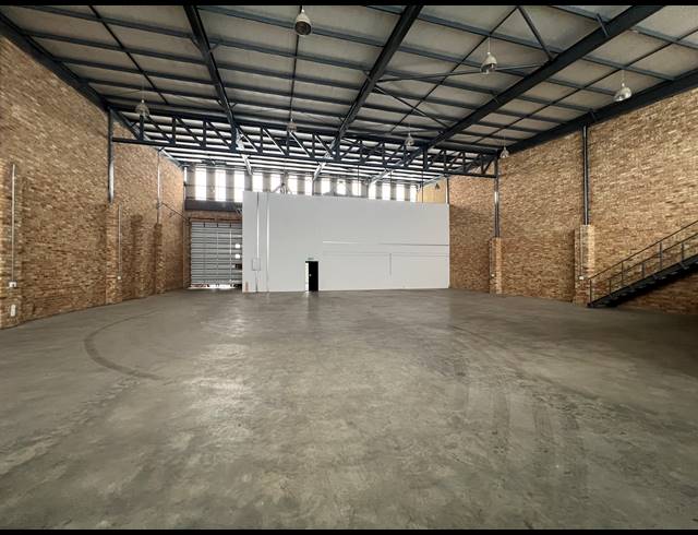 875M² RETAIL TO LET IN KYA SANDS